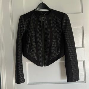 High /low cropped black fall jacket
